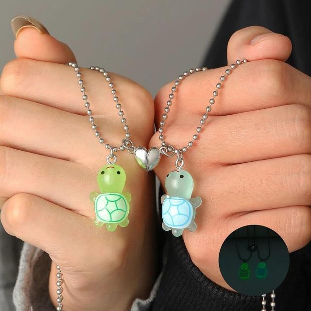 Glow-in-the-Dark Turtle BFF Necklaces – Magnetic